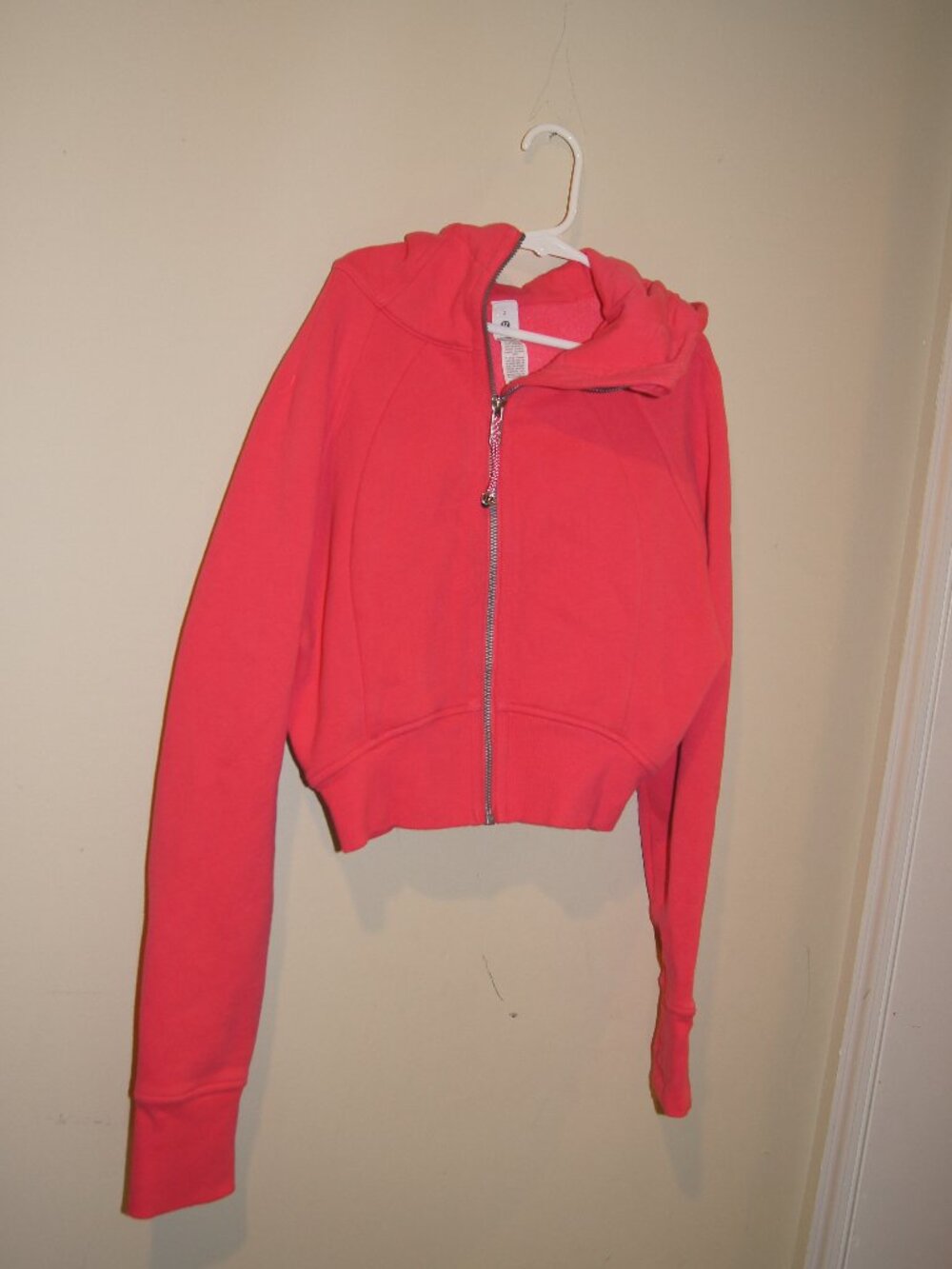 Lululemon Scuba Full-Zip Cropped Hoodie